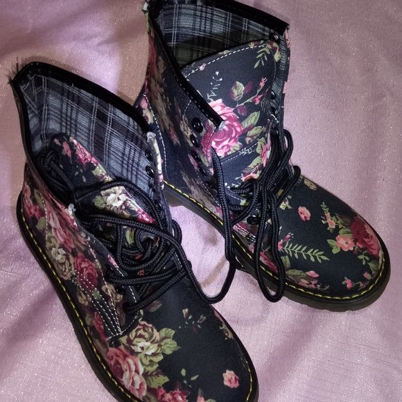 Fashion Binghui Shoes - Fashion Binghui Lace Up Combat Boots Floral
